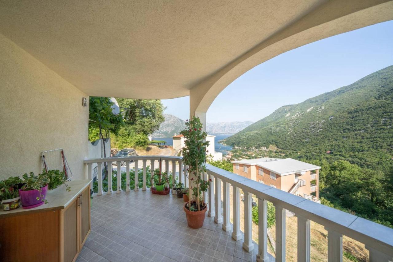 Apartments Zeko Donji Morinj Zewnętrze zdjęcie